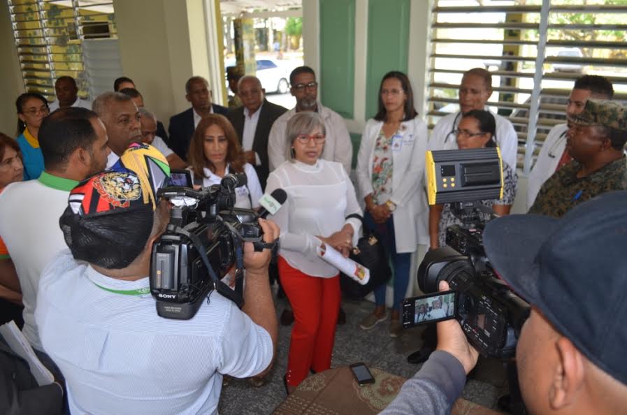 UASD San Francisco lleva asistencia jurídica y médica a reclusos fortaleza Duarte