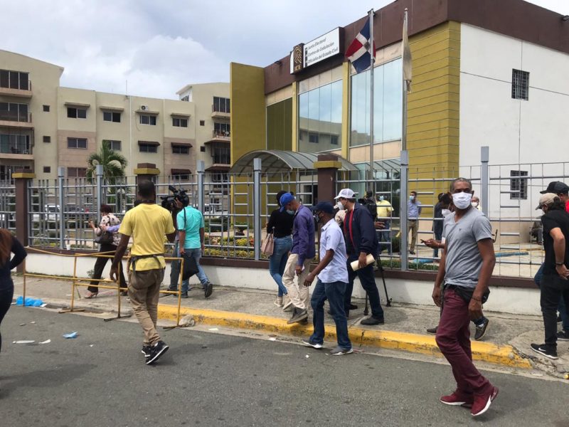 En medio de inconformidades Junta de SDE inicia revisión de votos nulos del nivel de diputados