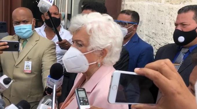 Milagros Ortiz Bosch califica de indecentes los presuntos ascensos de fiscales FacebookTwitterWhatsAppMás…