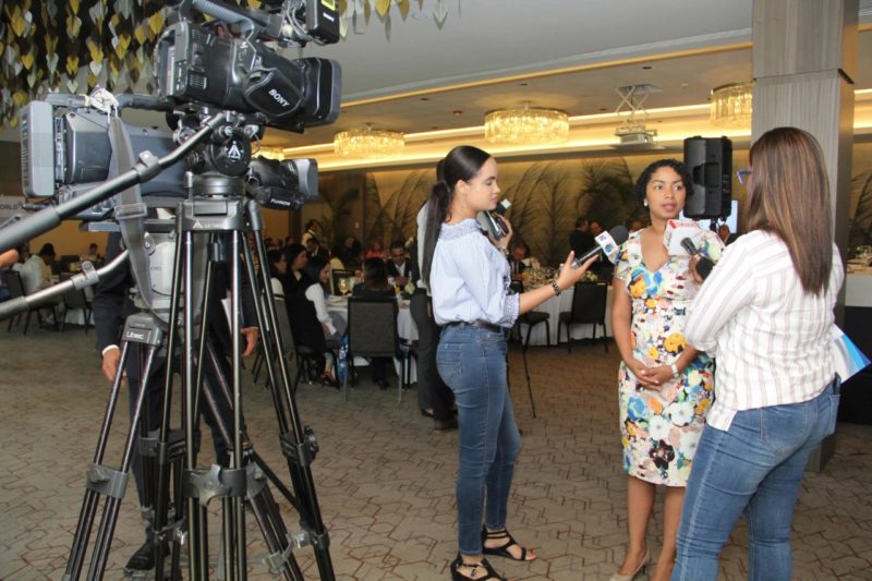 Afirman negocios replantean prioridades para no colapsar en la crisis