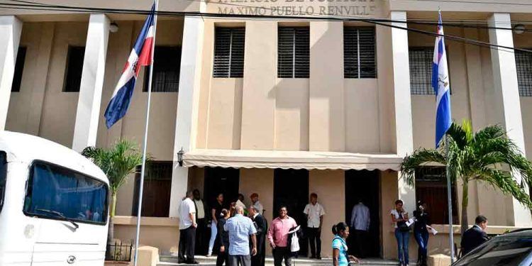 Aplazan conocimiento medidas de coerción contra sospechoso muerte padre de Pablo Martínez