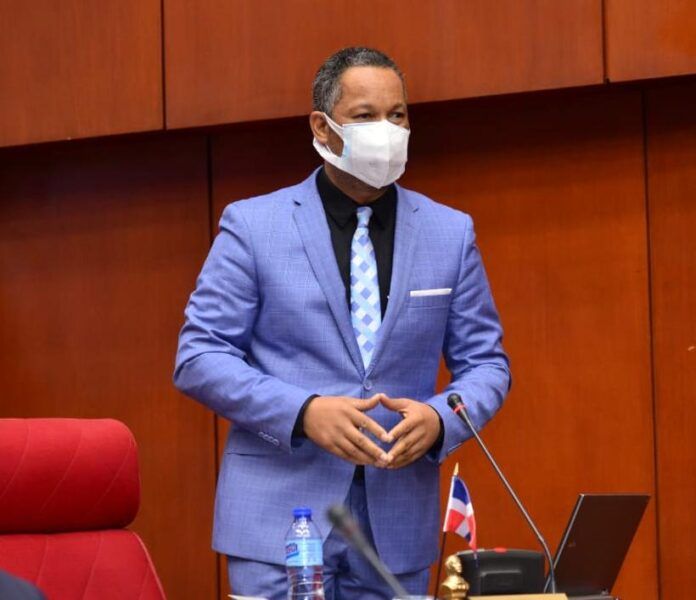 Dionis Sánchez: Fuerza del Pueblo valora el plan de relanzamiento del turismo en RD