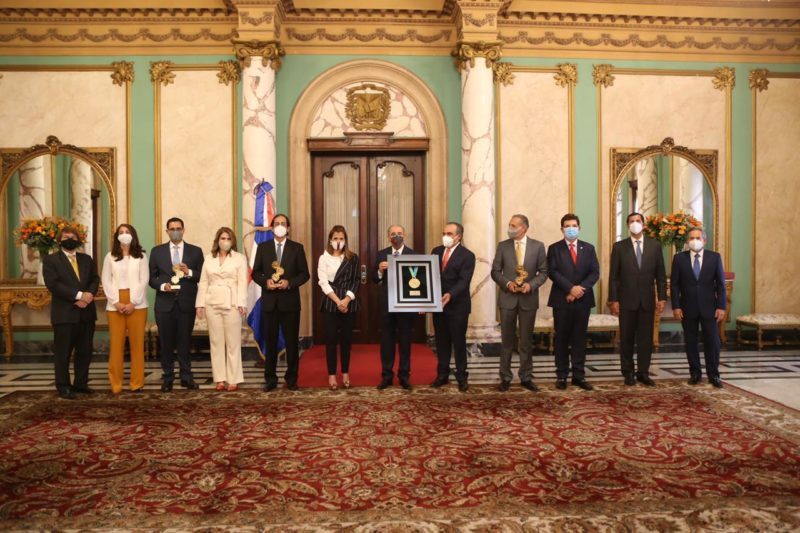AIRD reconoce política de puertas abiertas del presidente Medina
