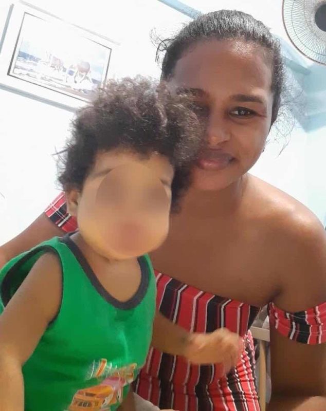 No hemos parado de llorar de la emoción”, dicen madres de niños recibirán trasplantes hepáticos cubiertos por el SNS “