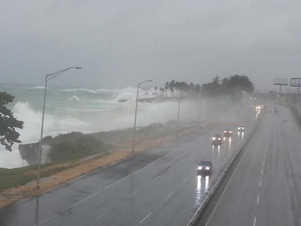 Tormenta tropical Laura continúa moviéndose sobre territorio dominicano