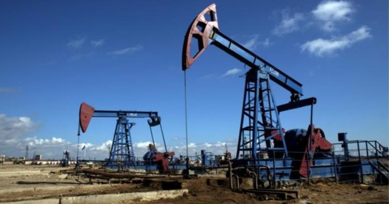 Paso del huracán Laura afectará precio internacional de los combustibles