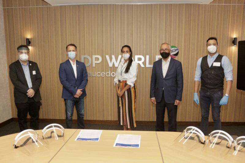 DP World Caucedo y Parque Cibernético de Santo Domingo formalizan alianza para producir equipos de protección personal