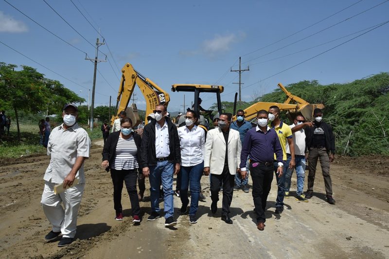Ministro MOPC supervisó daños ocasionados  por la tormenta Laura en la provincia de Azua