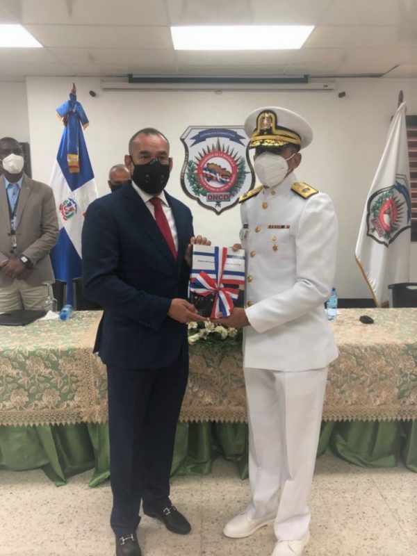 Nuevo presidente de la DNCD asume funciones