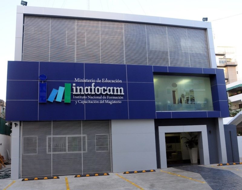 MINERD especializa docentes en la gestión de las TIC con fines educativos