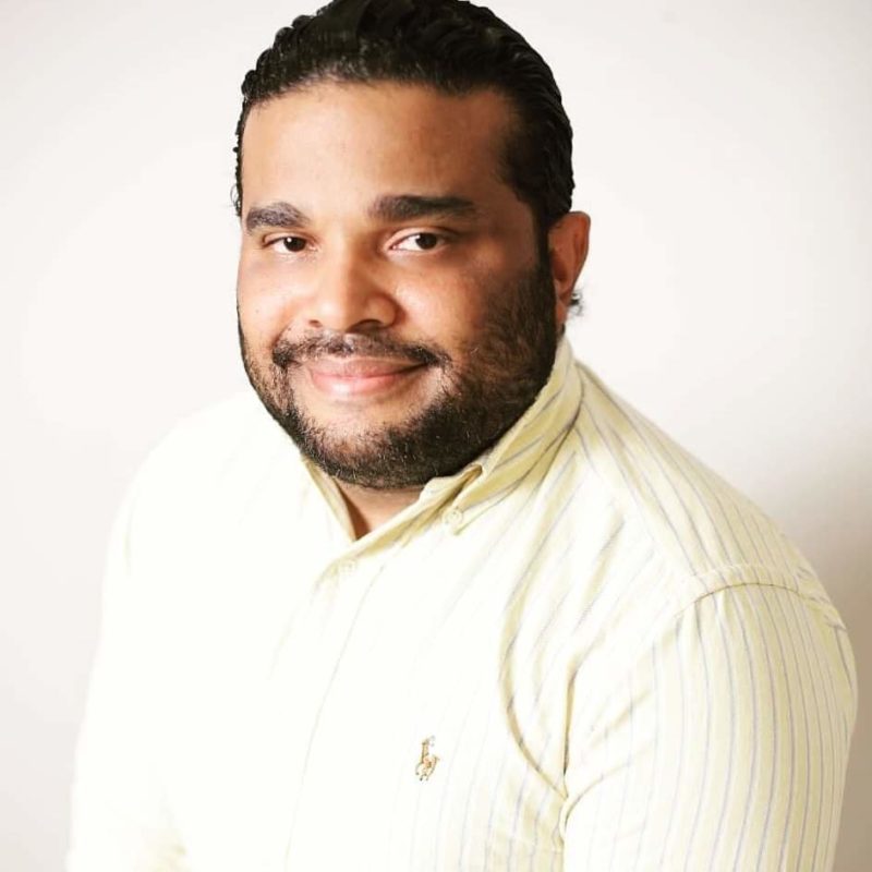 Dominicano gana el Premio Trimestral de Liderazgo Comunitario Canadá.