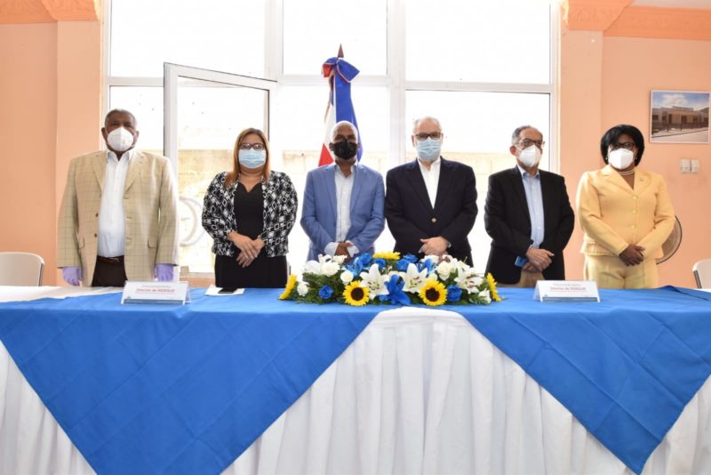 Ministro de Economía Miguel Ceara Hatton afirmó que el crecimiento del país no solo debe ser evaluado por el incremento del PIB