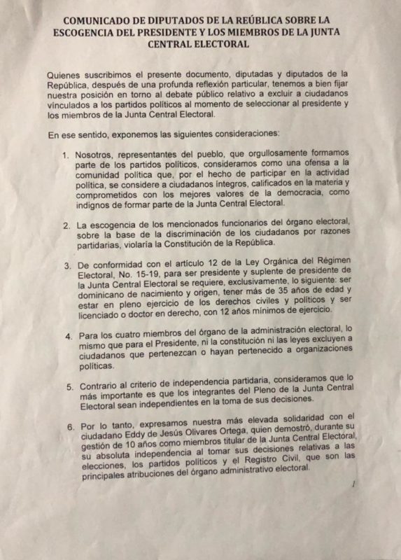 Diputados respaldan candidatura de Eddy Olivares para presidir la JCE