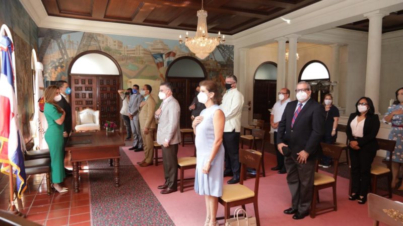 ADN juramenta Consejo Económico y Social del Distrito Nacional encabezado por alcaldesa Carolina Mejía