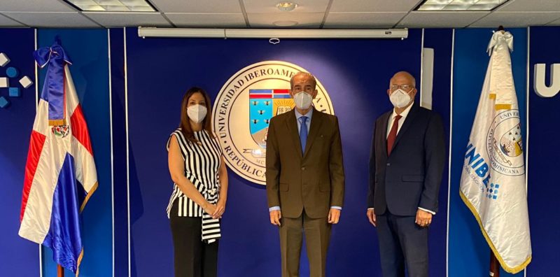 MESCYT busca soluciones y posibilidades alternativas con universidades ante el Covid-19