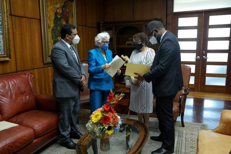 Nuevos funcionarios someten a la justicia proceso de compra de asfalto hecho por Gonzalo