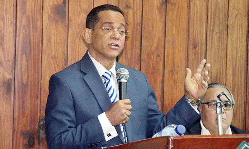 Senador Vargas abandona el PLD y pasa a la Fuerza del Pueblo FacebookTwitterWhatsAppMás…