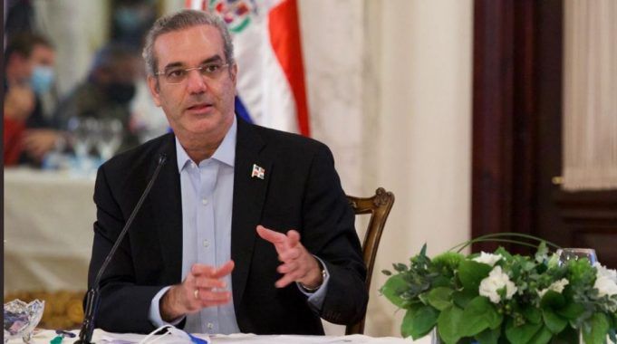 Presidente Abinader anuncia plan para recuperar el turismo interno FacebookTwitterWhatsAppMás…
