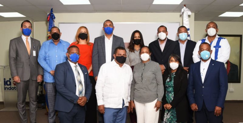 Indotel y Fedomu buscarán agilizar procesos para despliegue de redes de telecomunicaciones y llevar tecnología a comunidades apartadas del país  