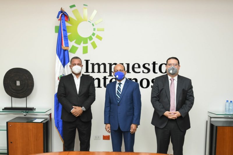 Entidades recaudadoras y de fiscalización unen esfuerzos para regularizar comercio de motocicletas