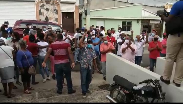 Denuncian consultor jurídico PE intenta imponer director de Medio Ambiente en Monte Plata