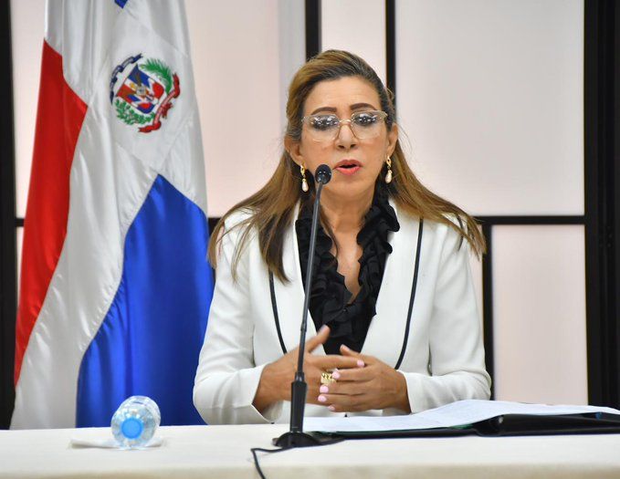 Baja participación de mujeres en JCE