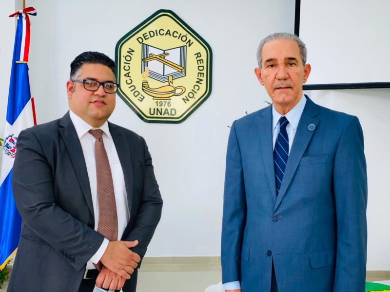 Ministro del MESCYT y rector de Universidad Adventista analizan proyectos y retos de educación superior