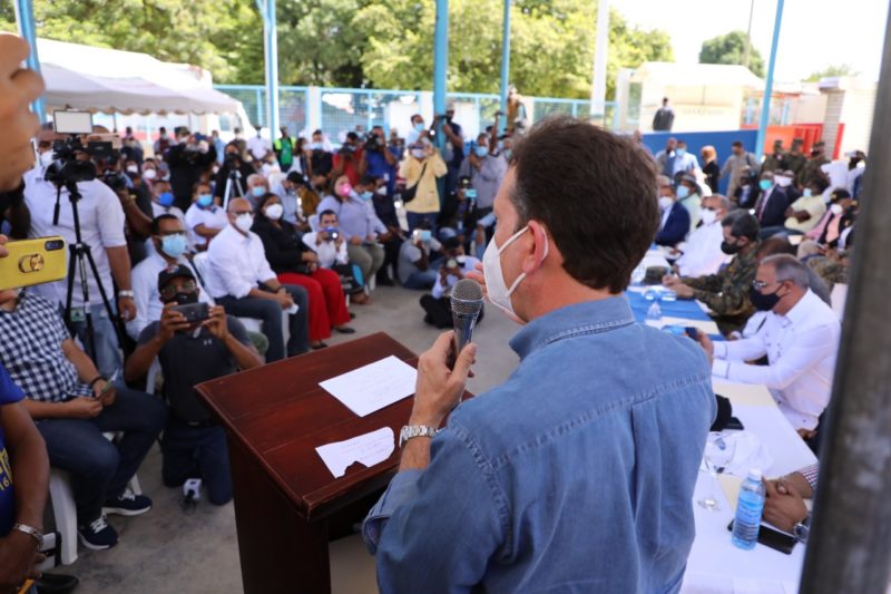 MICM evalúa con autoridades protocolos para reapertura de mercados binacionales