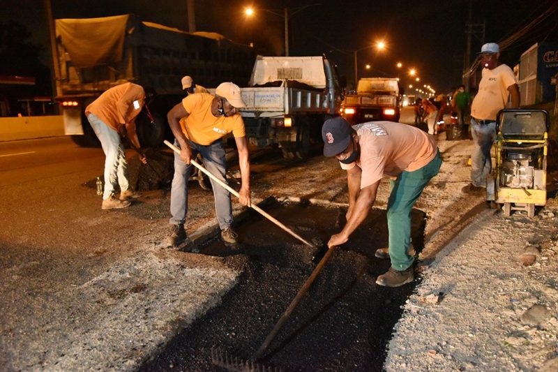 Obras Públicas informa corrección de grietas en puente Juan Bosch, Expreso V Centenario y otras vías