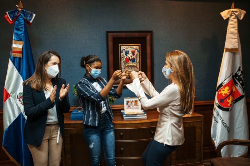 Lorena tomó posesión como alcaldesa del Distrito Nacional