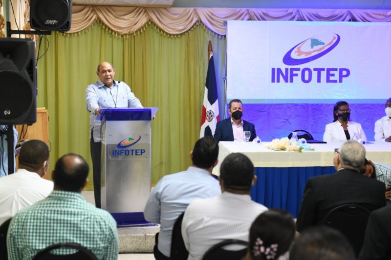 INFOTEP anuncia instalará escuela de hotelería y turismo en Pedernales