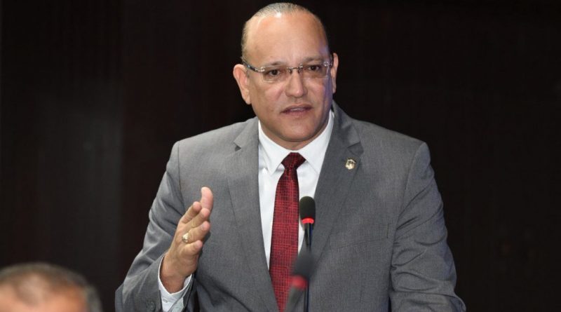 Ulises Rodríguez anuncia PROINDUSTRIA ampliará el apoyo a  los jóvenes innovadores 