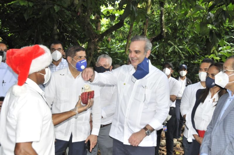 Gobierno dispone de 800 millones de pesos    para impulsar la producción de cacao 