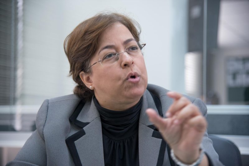 Magistrada Roxanna Reyes continúa ingresada bajo observación médica.