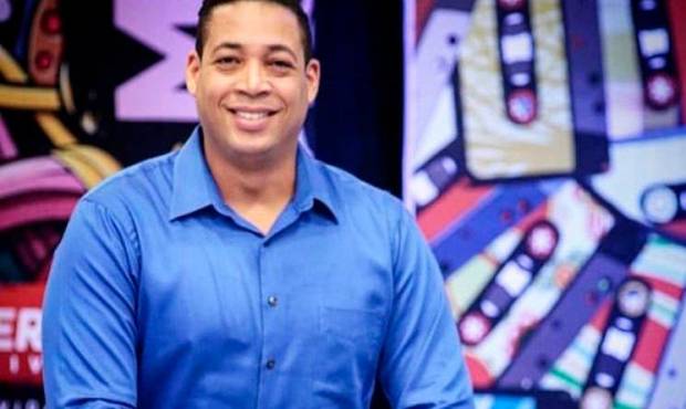 Juez ordena alejamiento recíproco entre Clemente Báez Doñé y su expareja