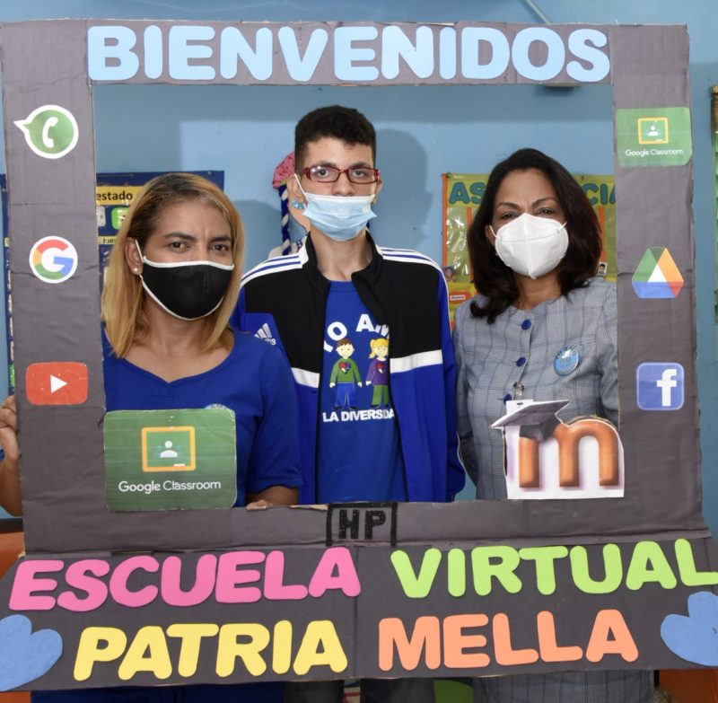 Ministerio de Educación prepara clases para inclusión de estudiantes de unas 7 discapacidades