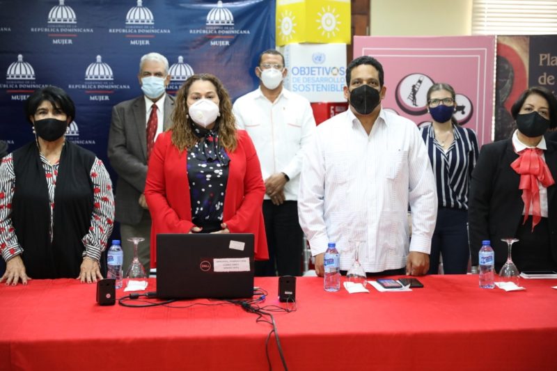 DGCP impulsa la participación de las mujeres en las compras públicas