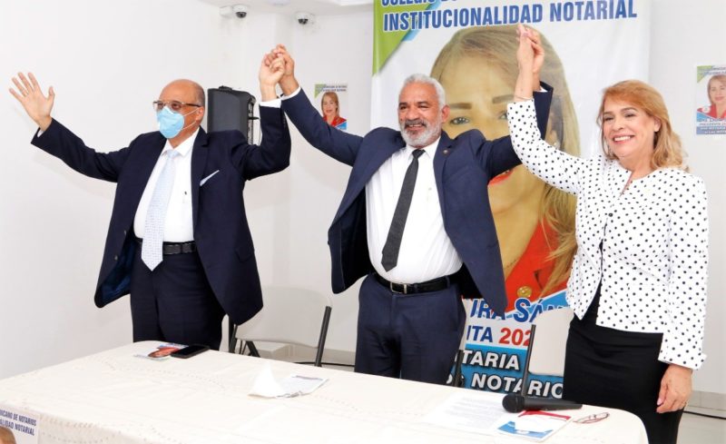 Laura Sánchez triunfa con mil 400 votos en las elecciones del Colegio de Notarios