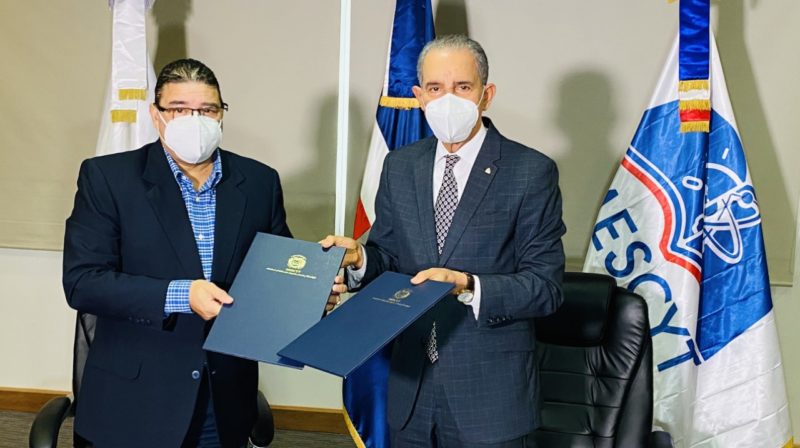 MESCYT y MIDEREC firman acuerdo que promueve capacitación para atletas de alto rendimiento