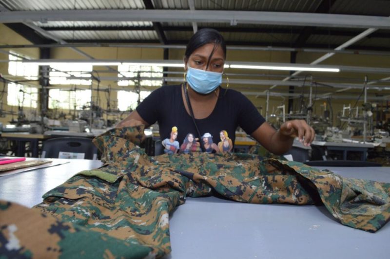 Industria Militar Fuerzas Armadas:  Aporta en confección productos para protección contra Pandemia del COVID-19