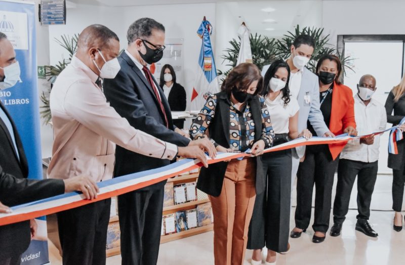 MINERD pone en funcionamiento Punto de Lectura