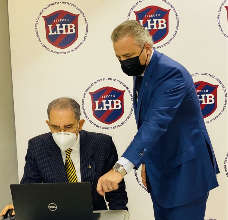 Ministro del MESCYT y rector del Instituto Superior de Estudios Dr. Luis Heredia Bonetti realizan reunión de trabajo