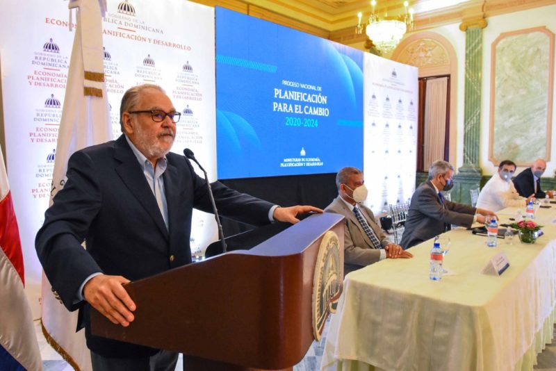 Ministro de Economía considera COVID-19 impondrá una nueva arquitectura económica 