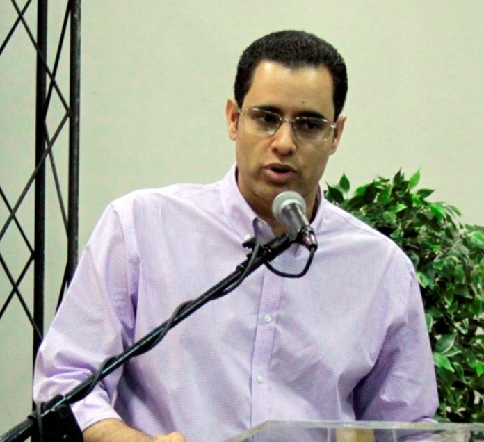 Exministro de Economía del PLD acepta reforma fiscal con la condición de que quienes tienen más, paguen más