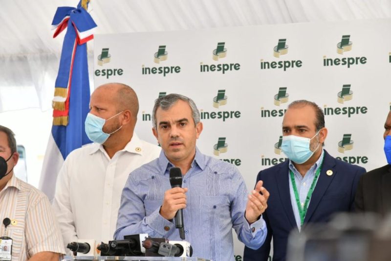 Gobierno inicia venta de pollos a 125 la unidad