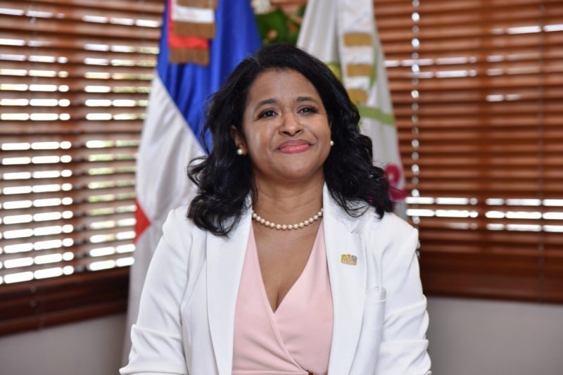 Presidenta del Conani realiza recomendaciones para contribuir a la disminución del embarazo en adolescentes