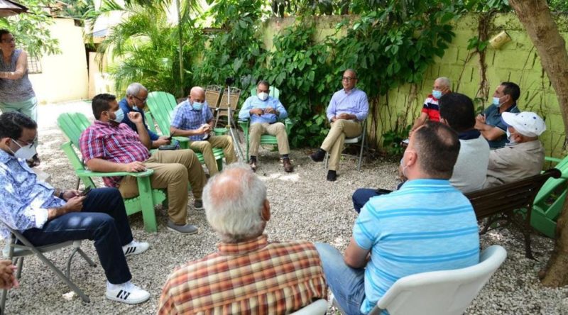 Rubén Bichara explica razones que lo motivaron a aspirar a la Secretaría General del PLD