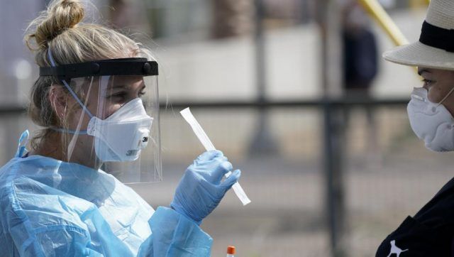 Experto en medicina alternativa advierte que para superar el Covid hay que superar el miedo y la desconfianza