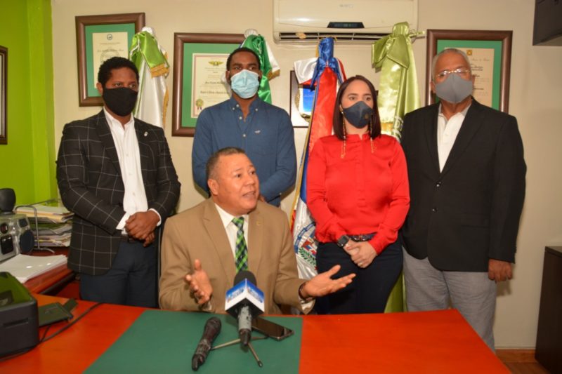 Partido Verde responsabiliza a Medio Ambiente y Energía y Minas de pretender explotar Loma Miranda