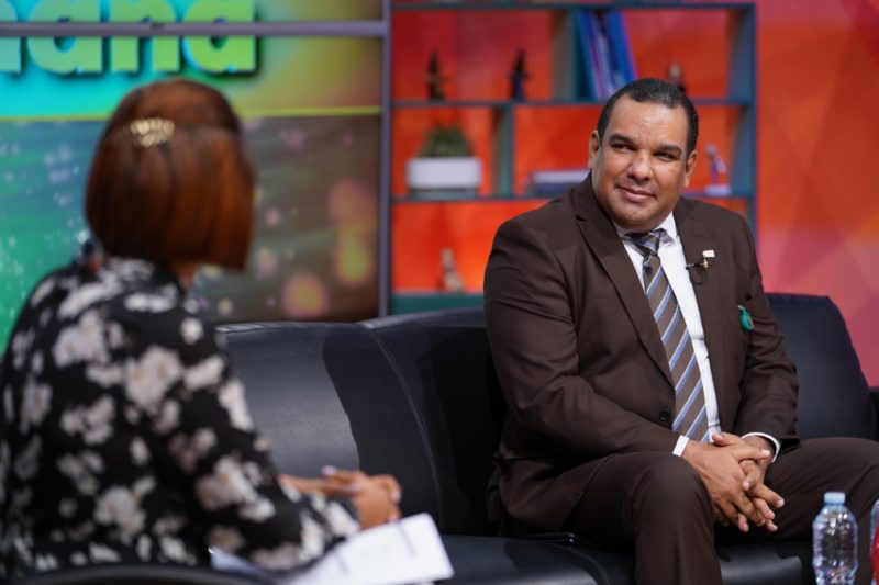 Directivo Comisión de Energía cita aportes del gobierno a firma del Pacto Eléctrico